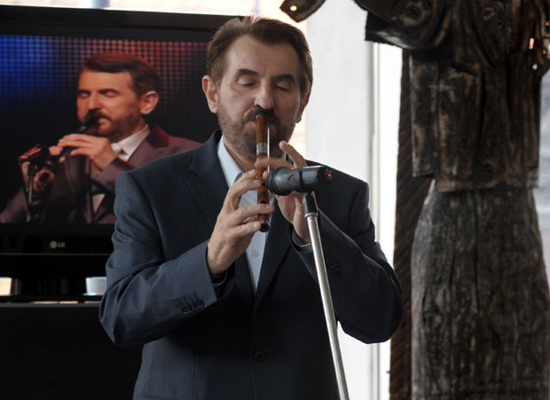 Бора Дугић краљ фруле